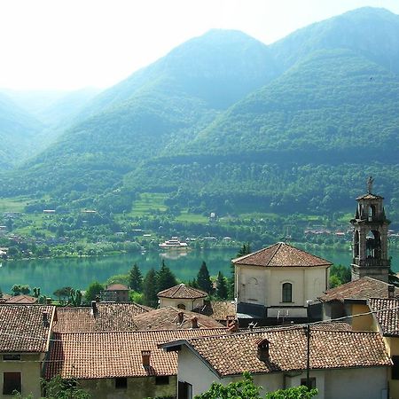 B&B Notte E Di Monasterolo del Castello Eksteriør bilde
