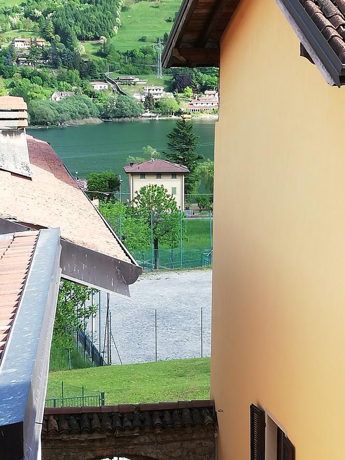 B&B Notte E Di Monasterolo del Castello Eksteriør bilde